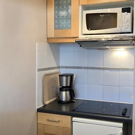Confort : 2 Pieces Pour 4 Pers. Au Coeur De La Station, Balcon, Wi-fi - Fr-1-634-25 Apartment